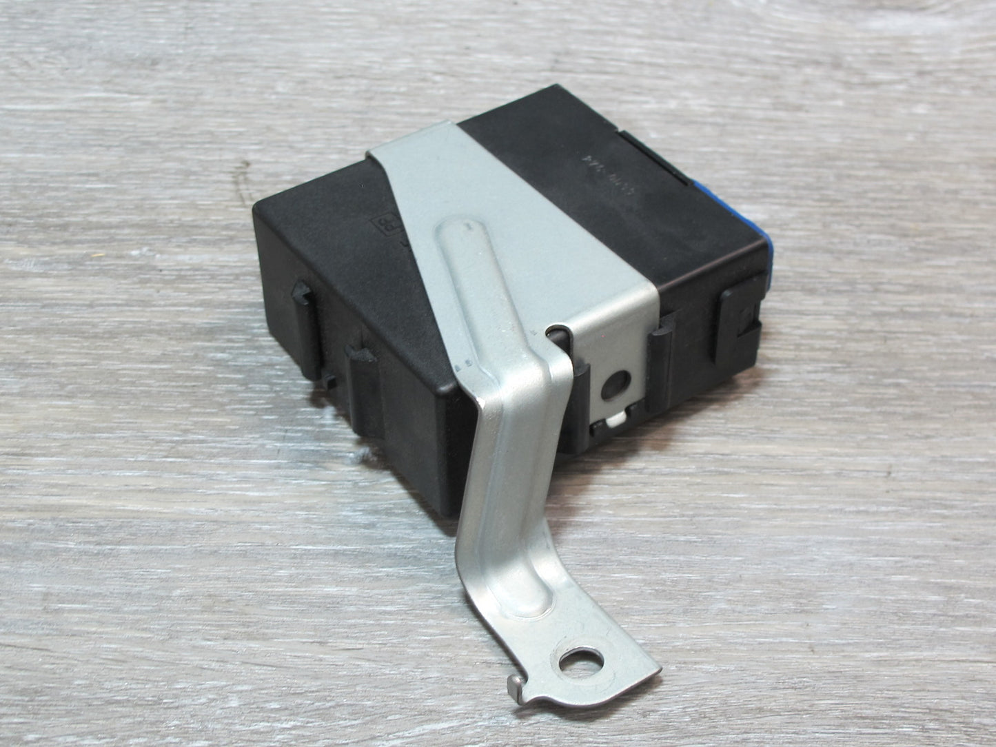 2003-2009 Lexus UZJ120L GX470 Windshield Wiper Control Module 85943-60010