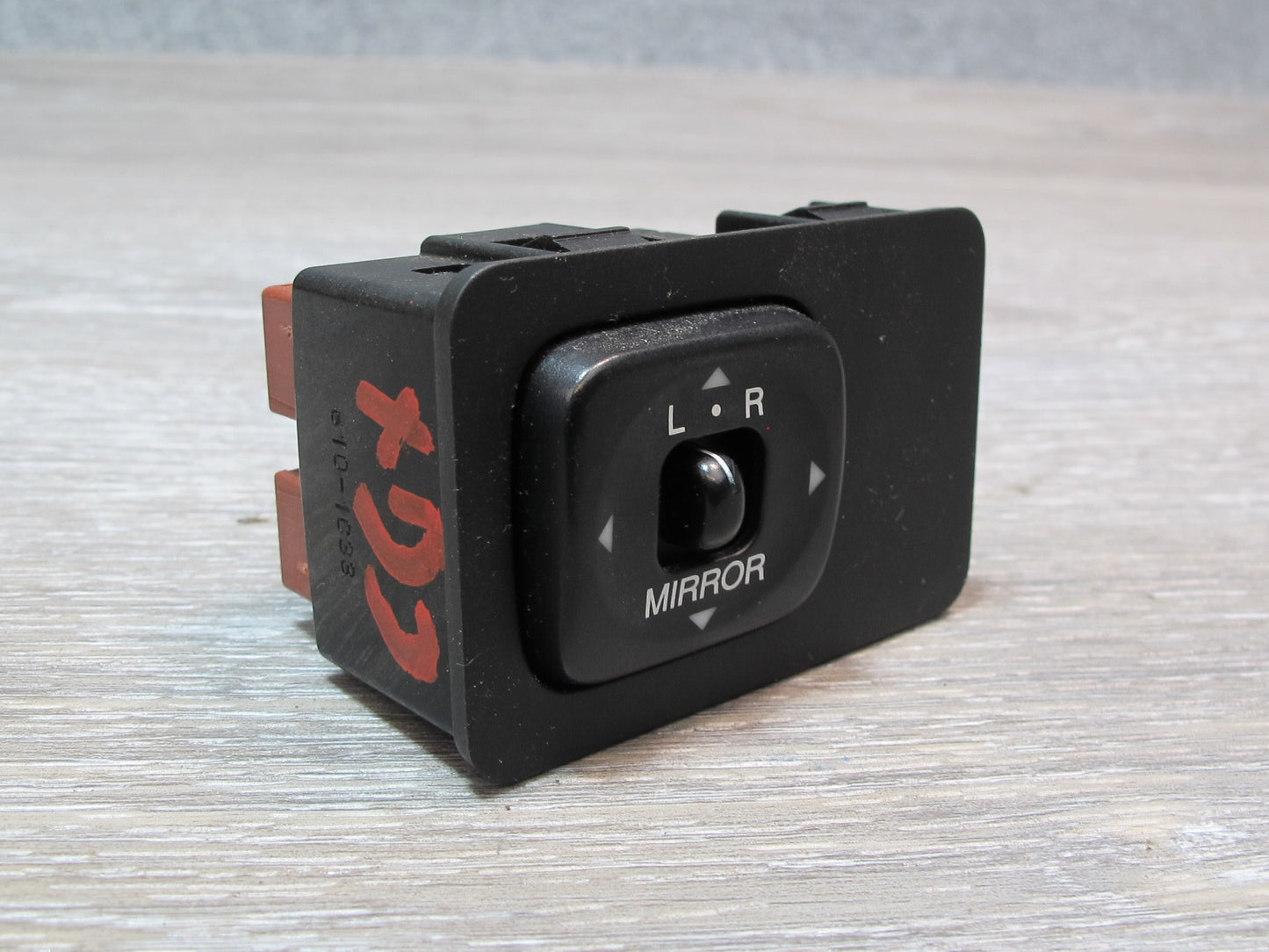 2003-2009 Lexus UZJ120L GX470 Side View Mirror Switch
