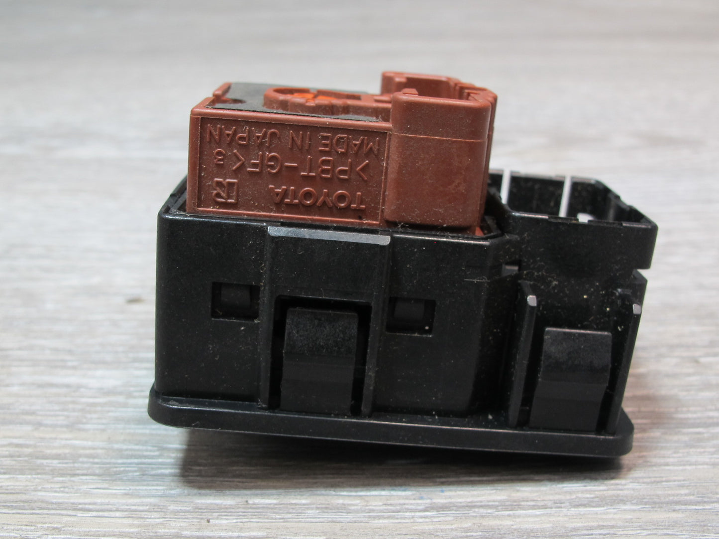 2003-2009 Lexus UZJ120L GX470 Side View Mirror Switch