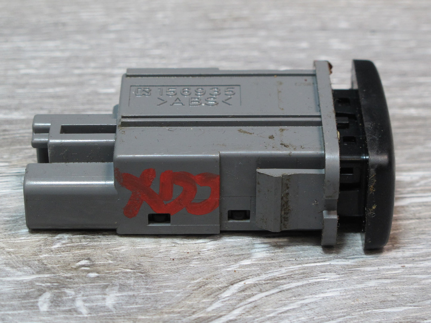 2003-2009 Lexus UZJ120L GX470 Differential Lock Button Switch