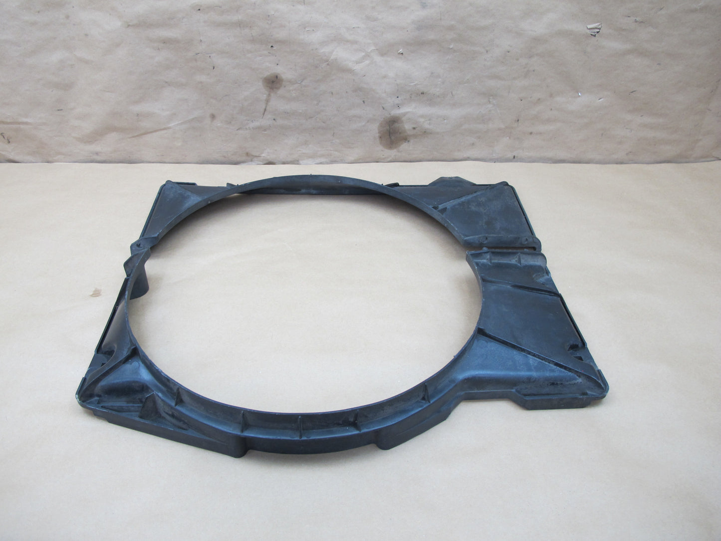 79-83 Datsun Nissan 280ZX S130 Engine Radiator Fan Shroud 31491-18110 OEM