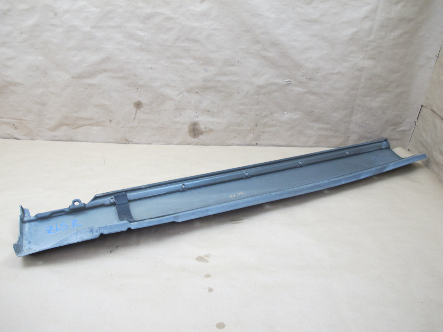 98-00 Lexus LS400 UCF20L Set of 4 Left & Right Skirt Rocker Panel Molding OEM