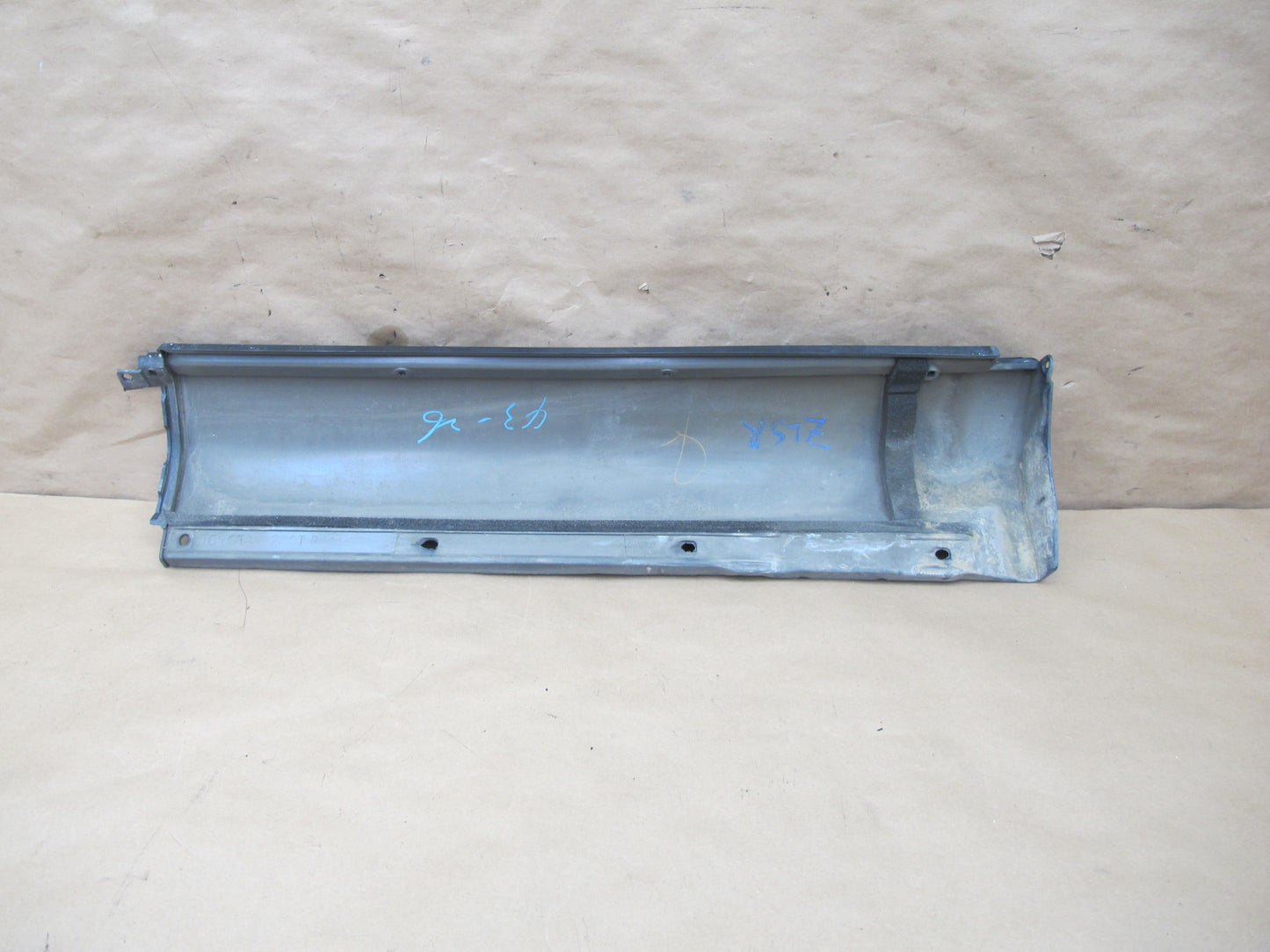 98-00 Lexus LS400 UCF20L Set of 4 Left & Right Skirt Rocker Panel Molding OEM