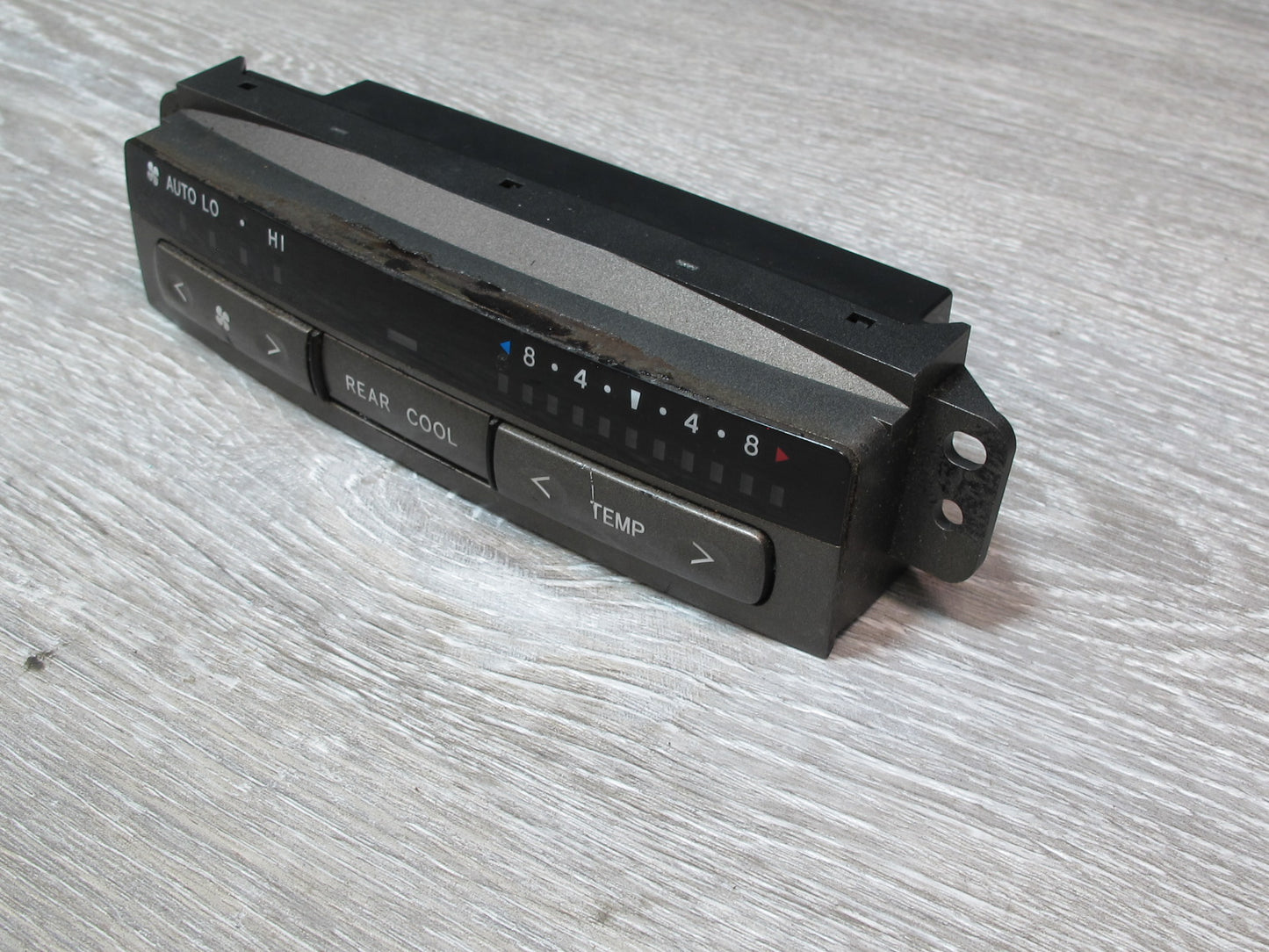 2003-2009 Lexus UZJ120L GX470 Rear A/C Heater Climate Control Switch 55900-60810