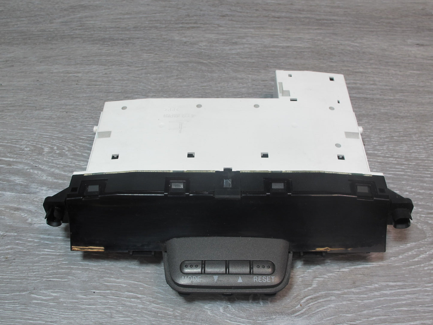 2003-2009 Lexus UZJ120L GX470 Digital Clock Information Display Unit 83290-60270