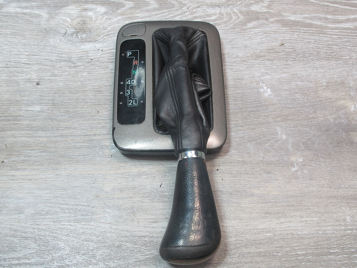 2003-2009 Lexus UZJ120L GX470 Automatic Transmission Shifter Knob w Boot & Trim