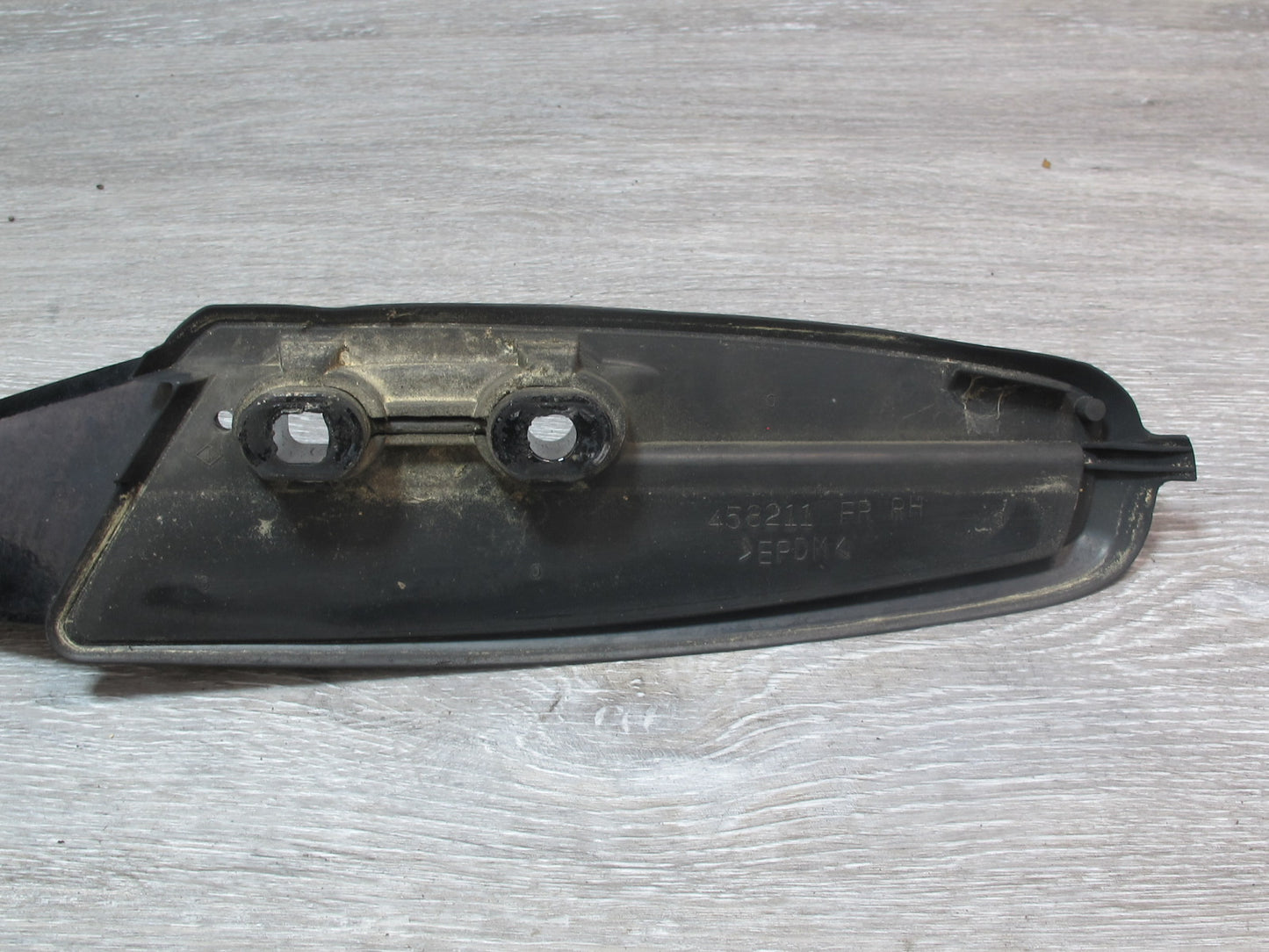 2003-2009 Lexus UZJ120L GX470 Front Right Roof Rack Rail Mount Carrer Support