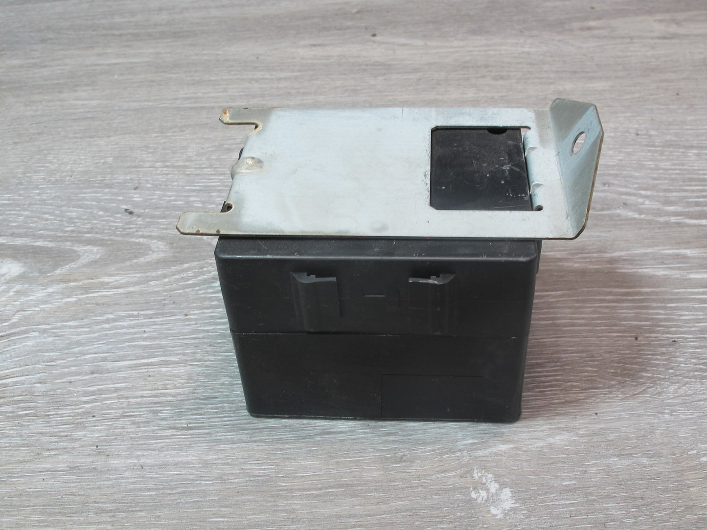 82-83 Datsun Nissan 280ZX S130 Audible Warning Module 25926-89910 OEM