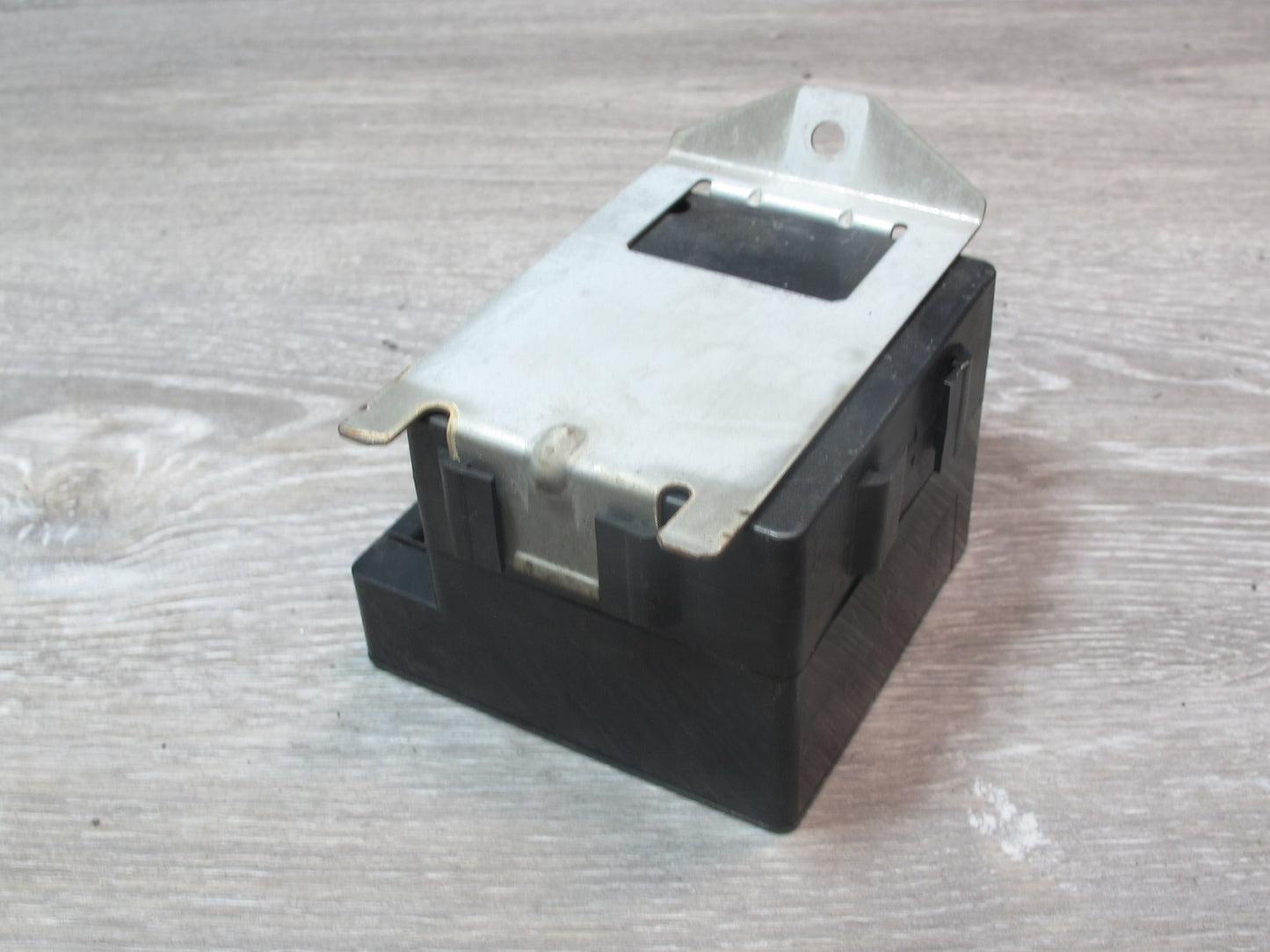 82-83 Datsun Nissan 280ZX S130 Audible Warning Module 25926-89910 OEM