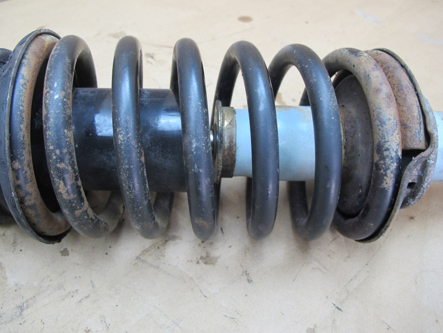 1987-1995 Porsche 928 S Front Right Left Side Shock Strut Absorber w Spring Set