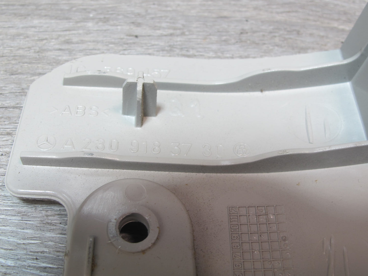 03-06 Mercedes R230 Front Left Seat Backrest Recline Switch w Trim Cover Set