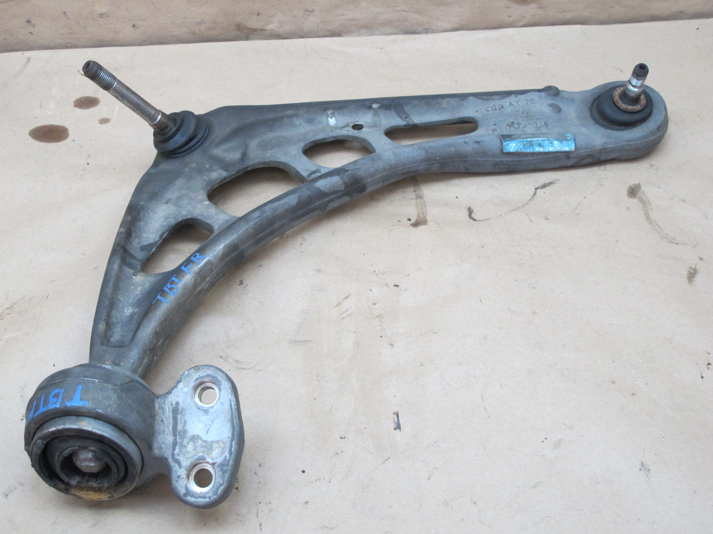 05-06 BMW E46 3-SERIES Set of 2 Front M Performance Wishbone Control Arm OEM