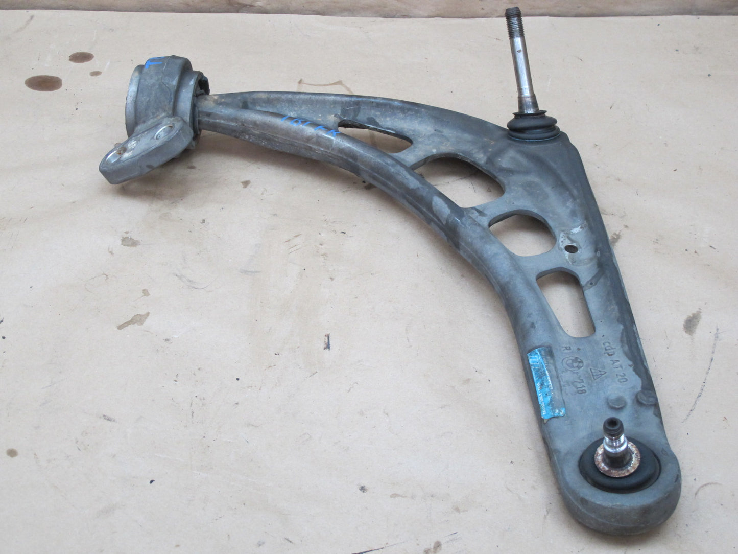 05-06 BMW E46 3-SERIES Set of 2 Front M Performance Wishbone Control Arm OEM