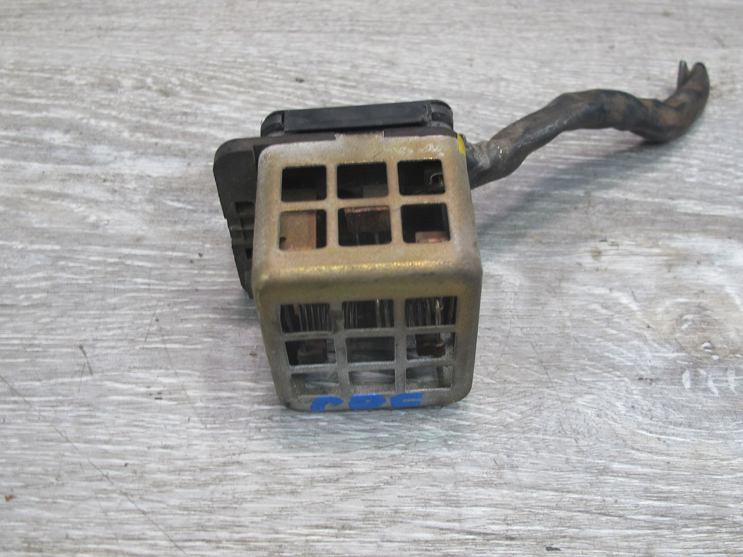 1987-1991 Porsche 928 S4 A/C Hvac Heater Blower Motor Fan Resistor 92861610100