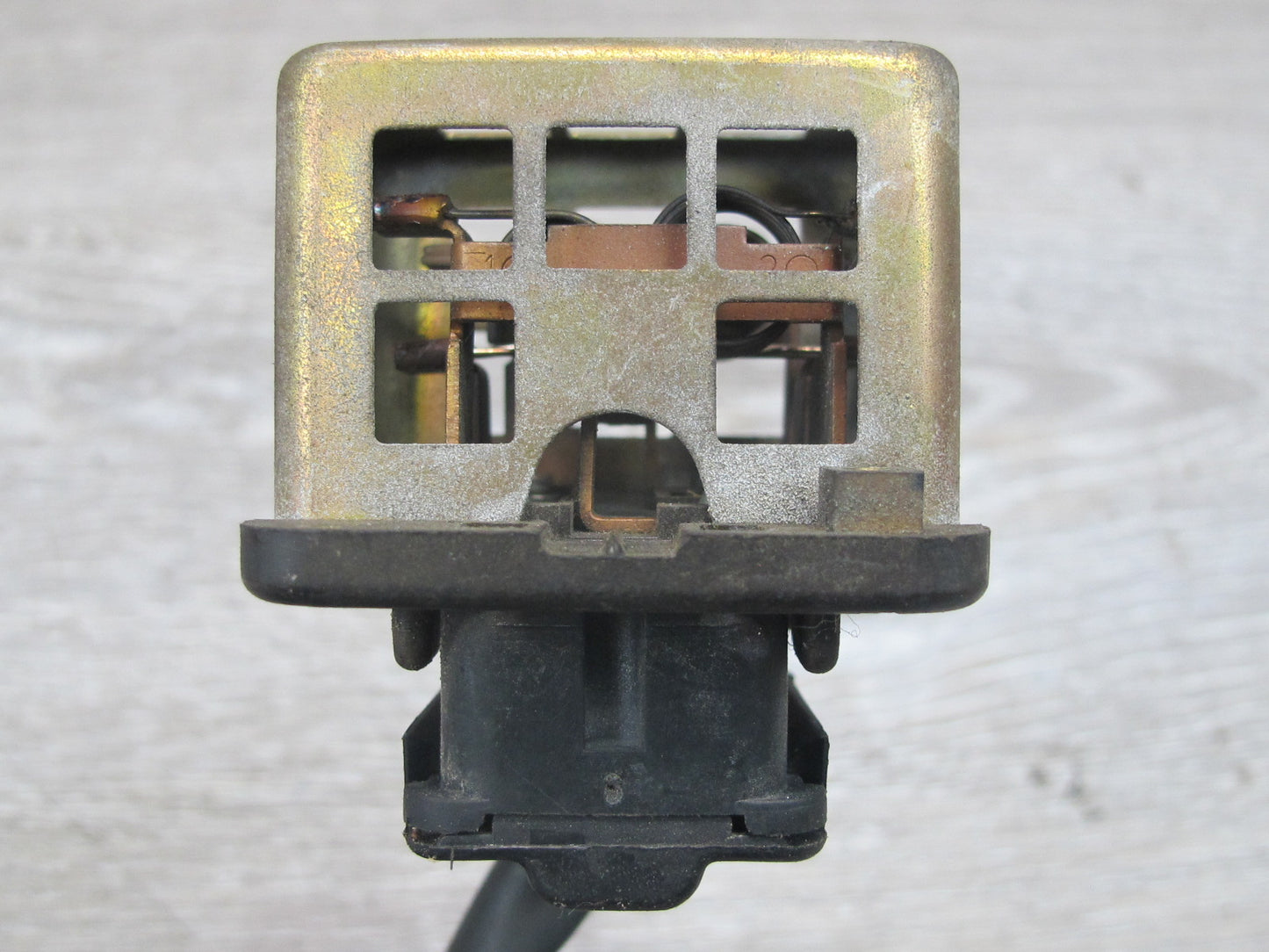 1987-1991 Porsche 928 S4 A/C Hvac Heater Blower Motor Fan Resistor 92861610100