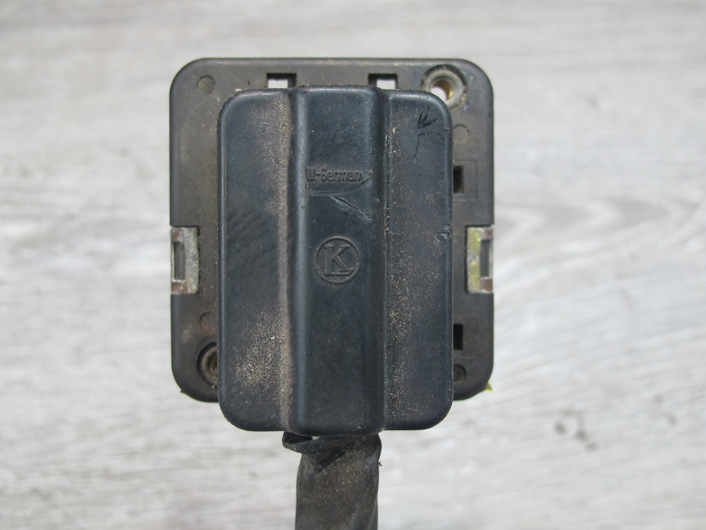 1987-1991 Porsche 928 S4 A/C Hvac Heater Blower Motor Fan Resistor 92861610100