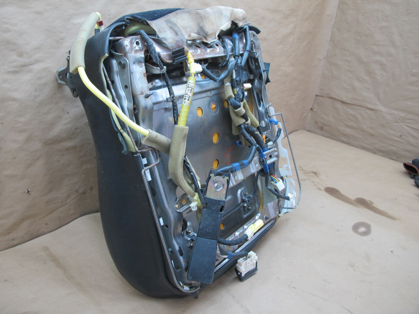 98-00 Lexus USF20L LS400 Front Right Seat Lower Leather Cushion w Wire OEM