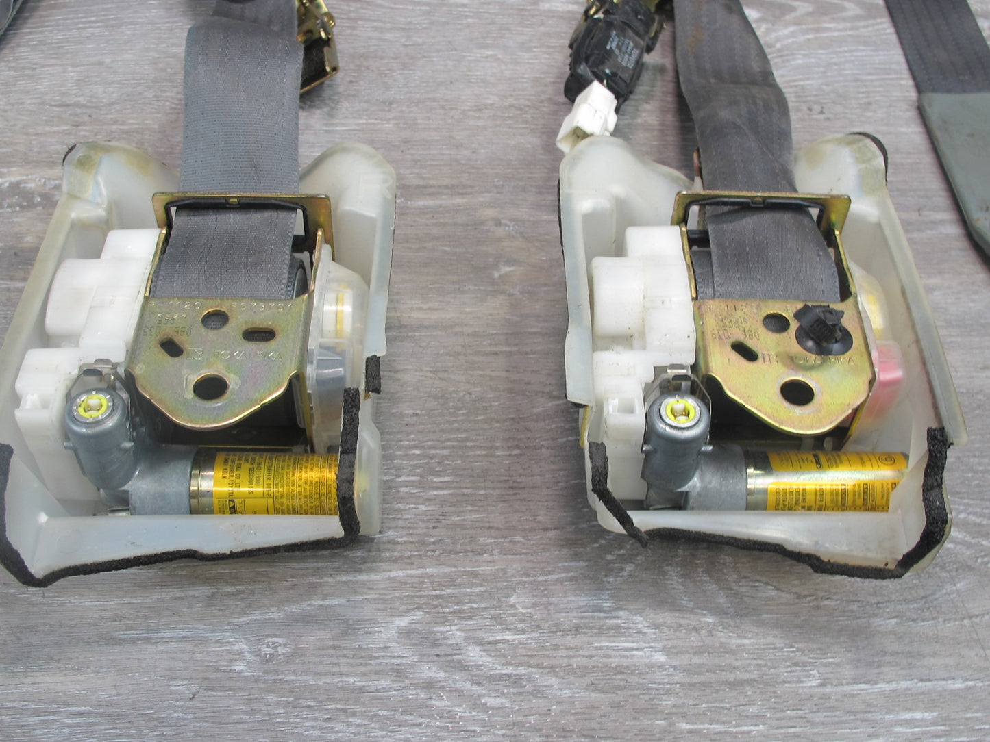 95-97 LEXUS LS400 FRONT LEFT & RIGHT SIDE SEATBELT RETRACTOR SET OEM