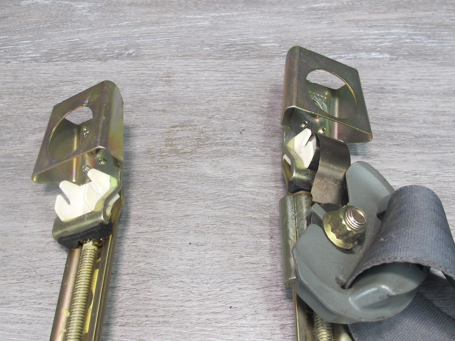 95-97 LEXUS LS400 FRONT LEFT & RIGHT SIDE SEATBELT RETRACTOR SET OEM