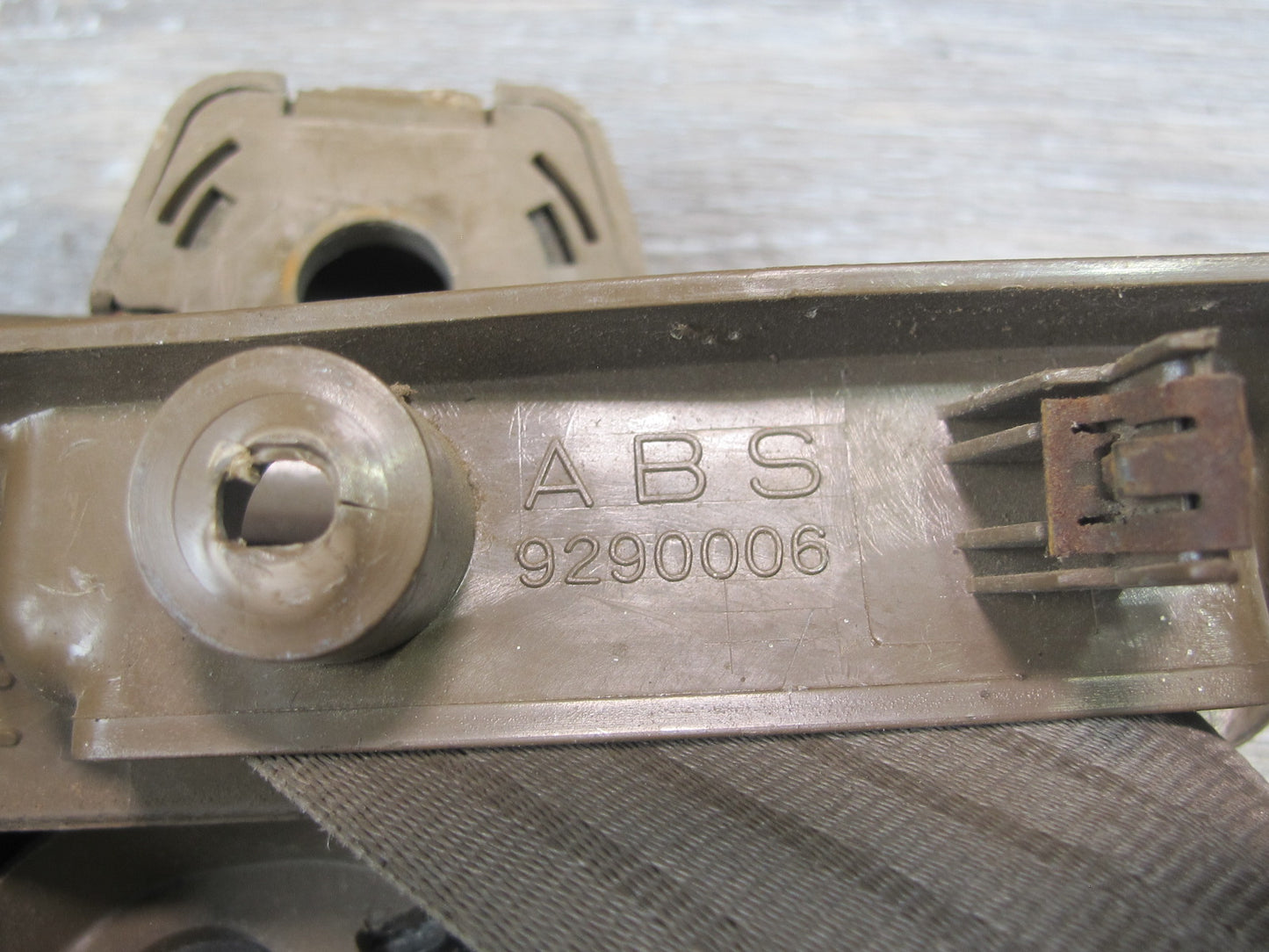 86-88 TOYOTA SUPRA MK3 FRONT LEFT & RIGHT SIDE SEATBELT RETRACTOR W/ BUCKLE SET OEM