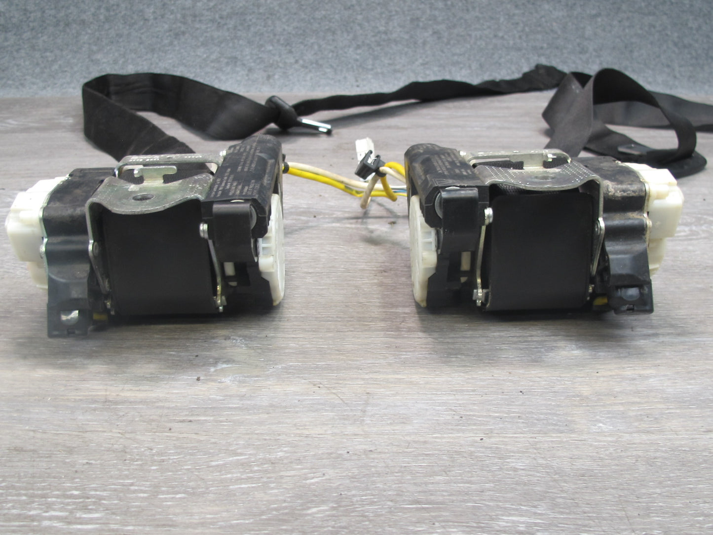 12-18 BMW F06 F12 F13 6-SERIES FRONT RIGHT & LEFT SIDE SEATBELT RETRACTOR SET OEM