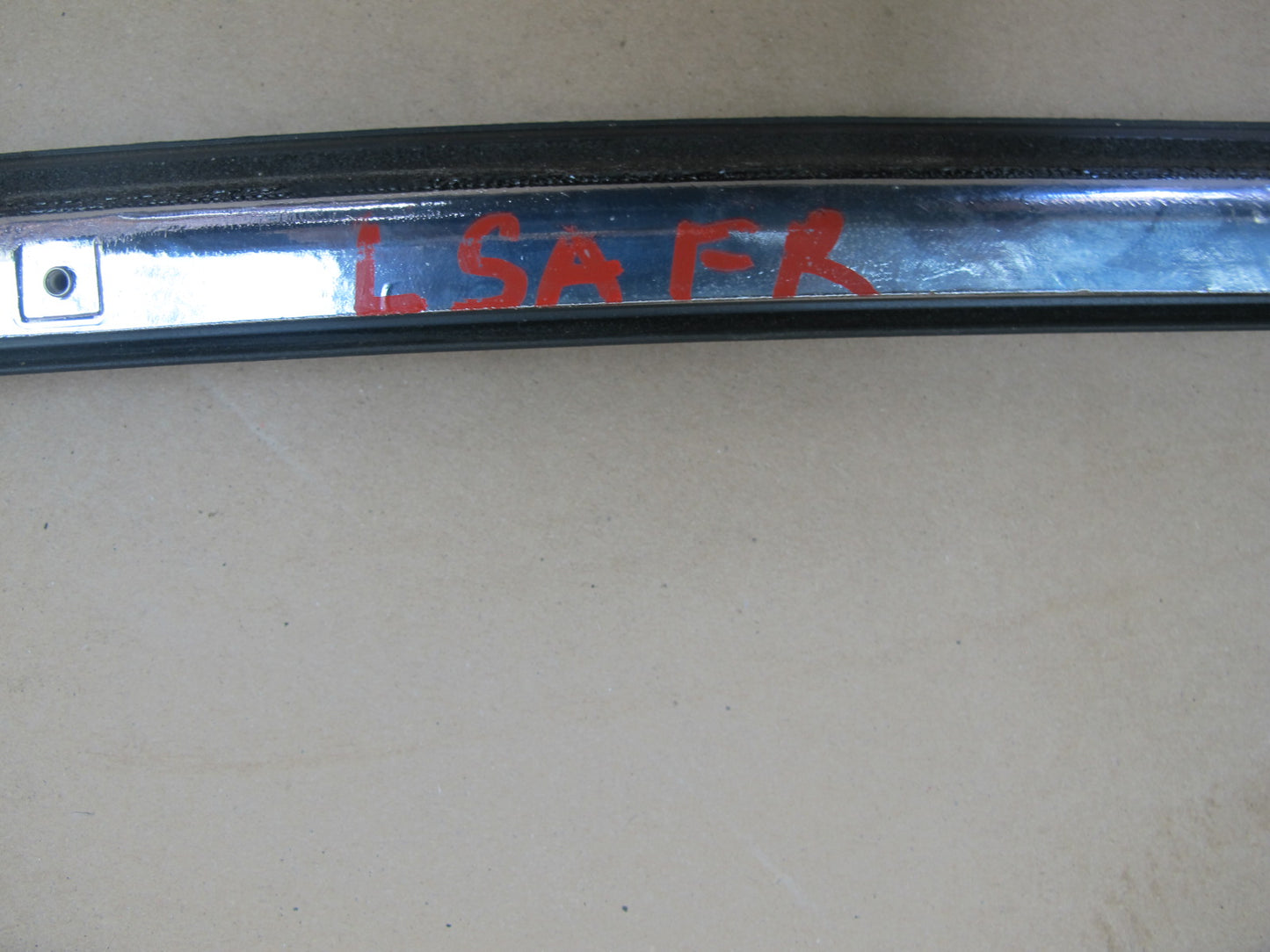95-00 Lexus UCF20L LS400 Set of 2 Front Door Window Frame Trim Molding OEM