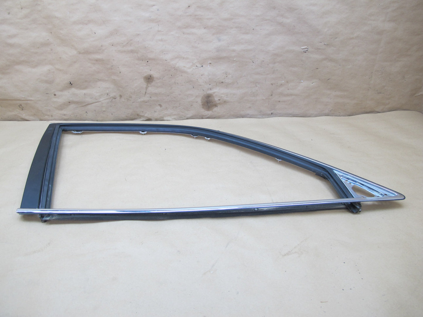 95-00 Lexus UCF20L LS400 Set of 2 Front Door Window Frame Trim Molding OEM