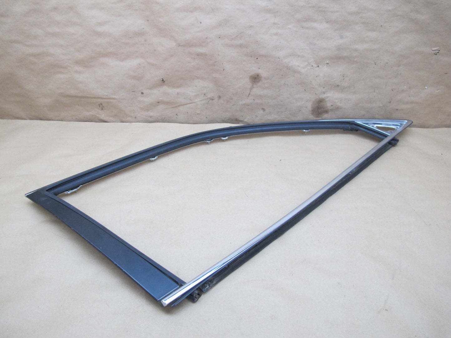 95-00 Lexus UCF20L LS400 Set of 2 Front Door Window Frame Trim Molding OEM