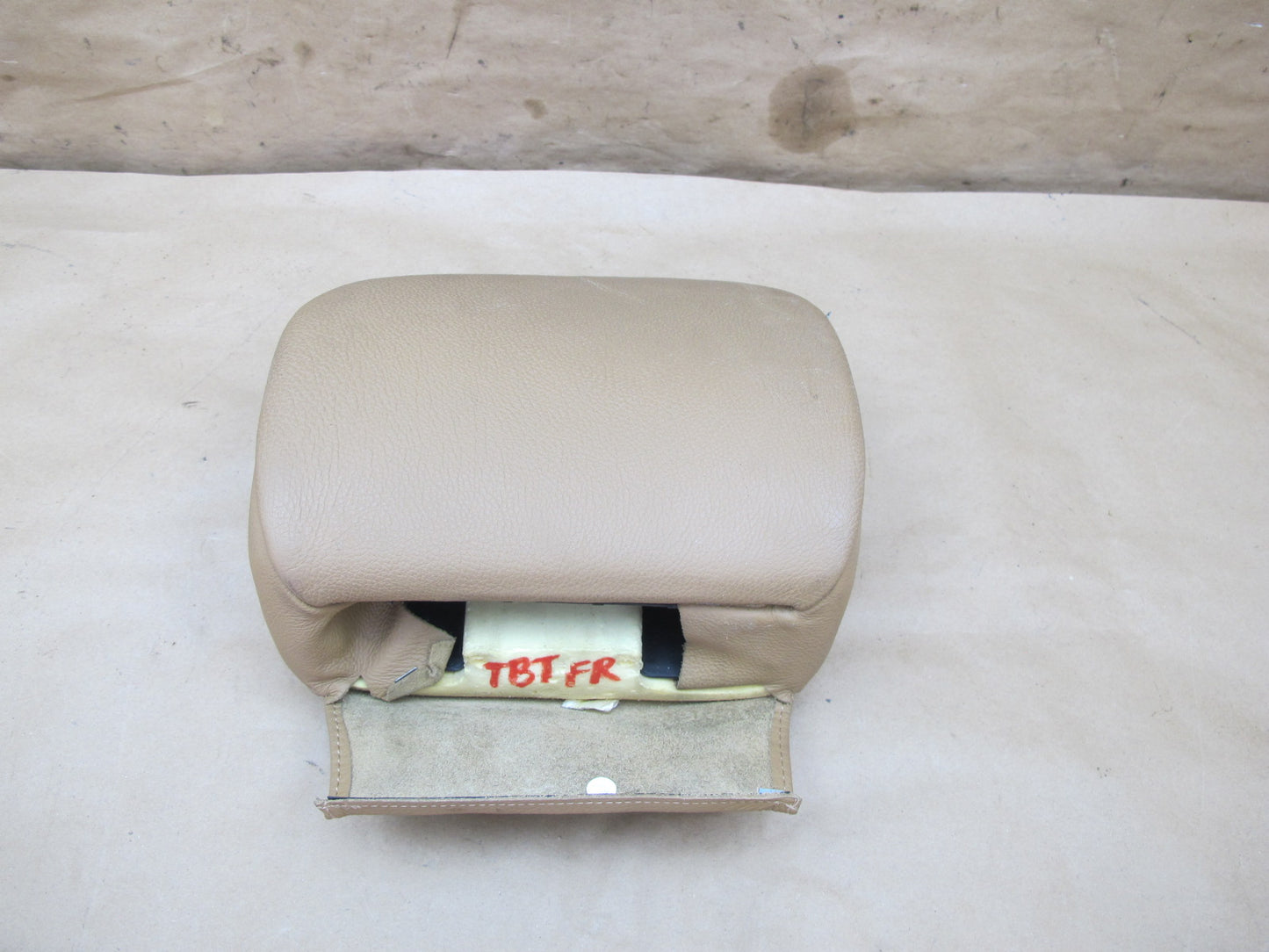 01-06 BMW E46 Convertible Front Right Sport Seat Leather Headrest OEM