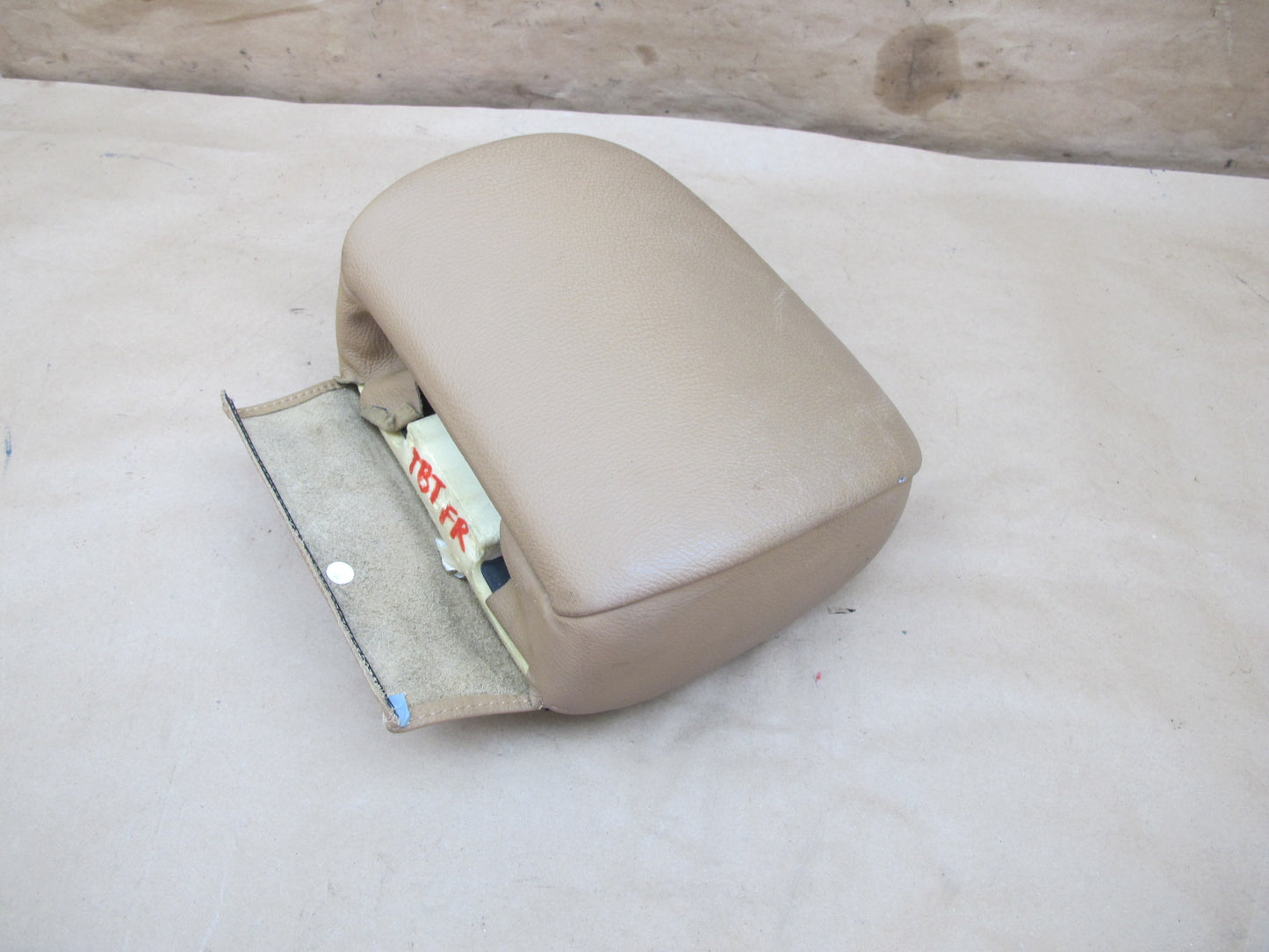 01-06 BMW E46 Convertible Front Right Sport Seat Leather Headrest OEM