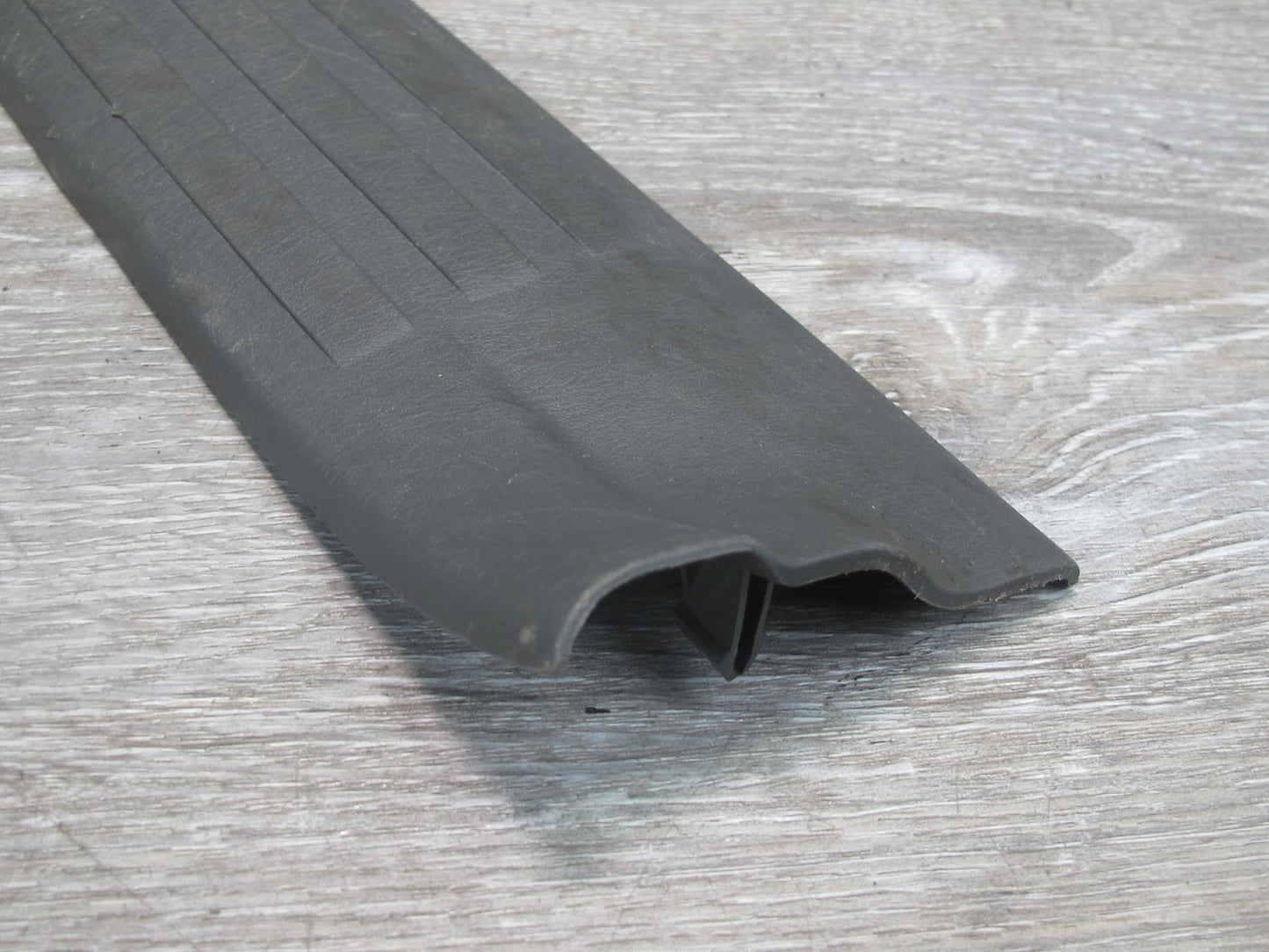 2003-2009 Lexus UZJ120L GX470 Rear Right Door Scuff Sill Plate Trim Panel