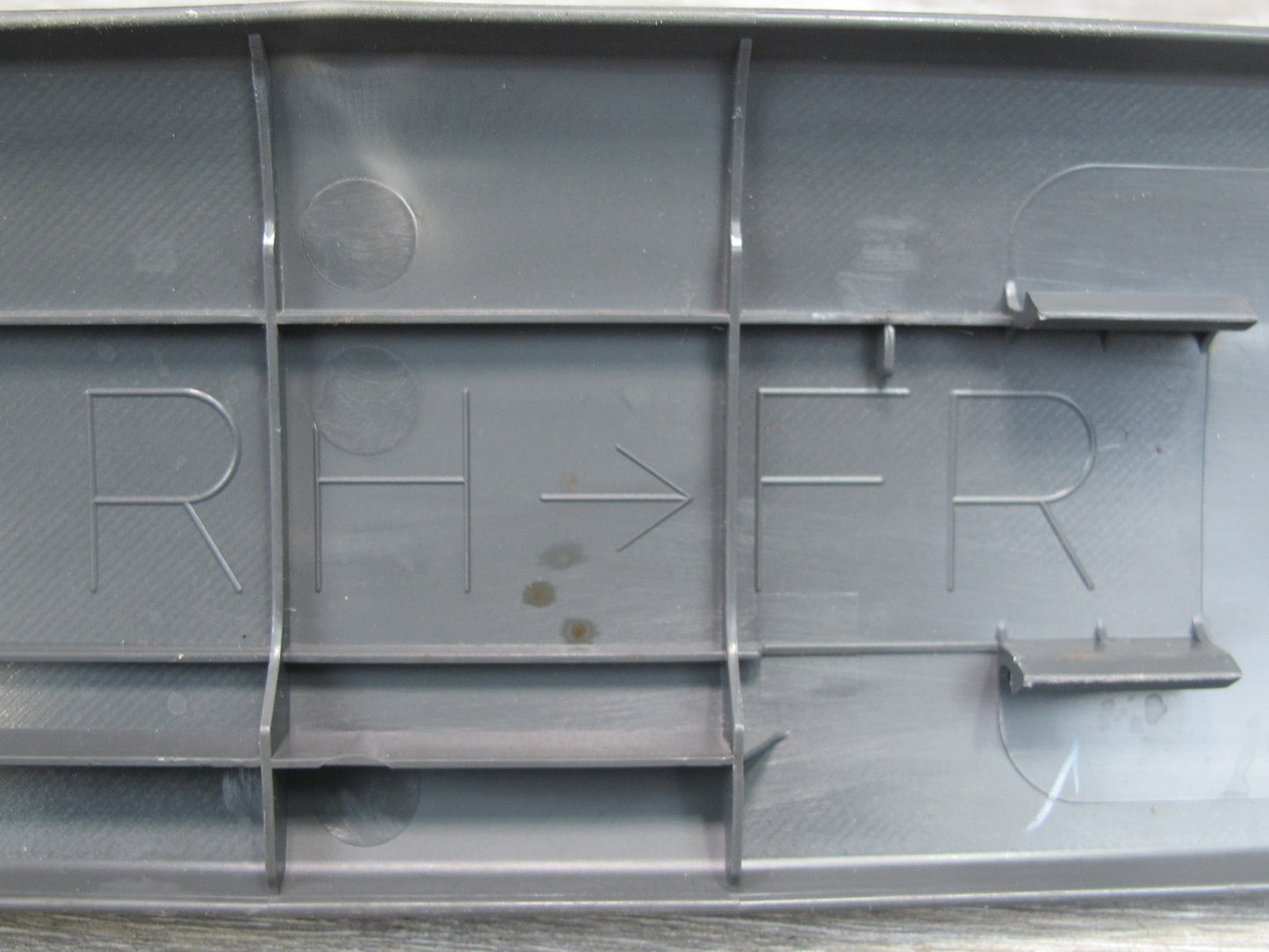 2003-2009 Lexus UZJ120L GX470 Rear Right Door Scuff Sill Plate Trim Panel