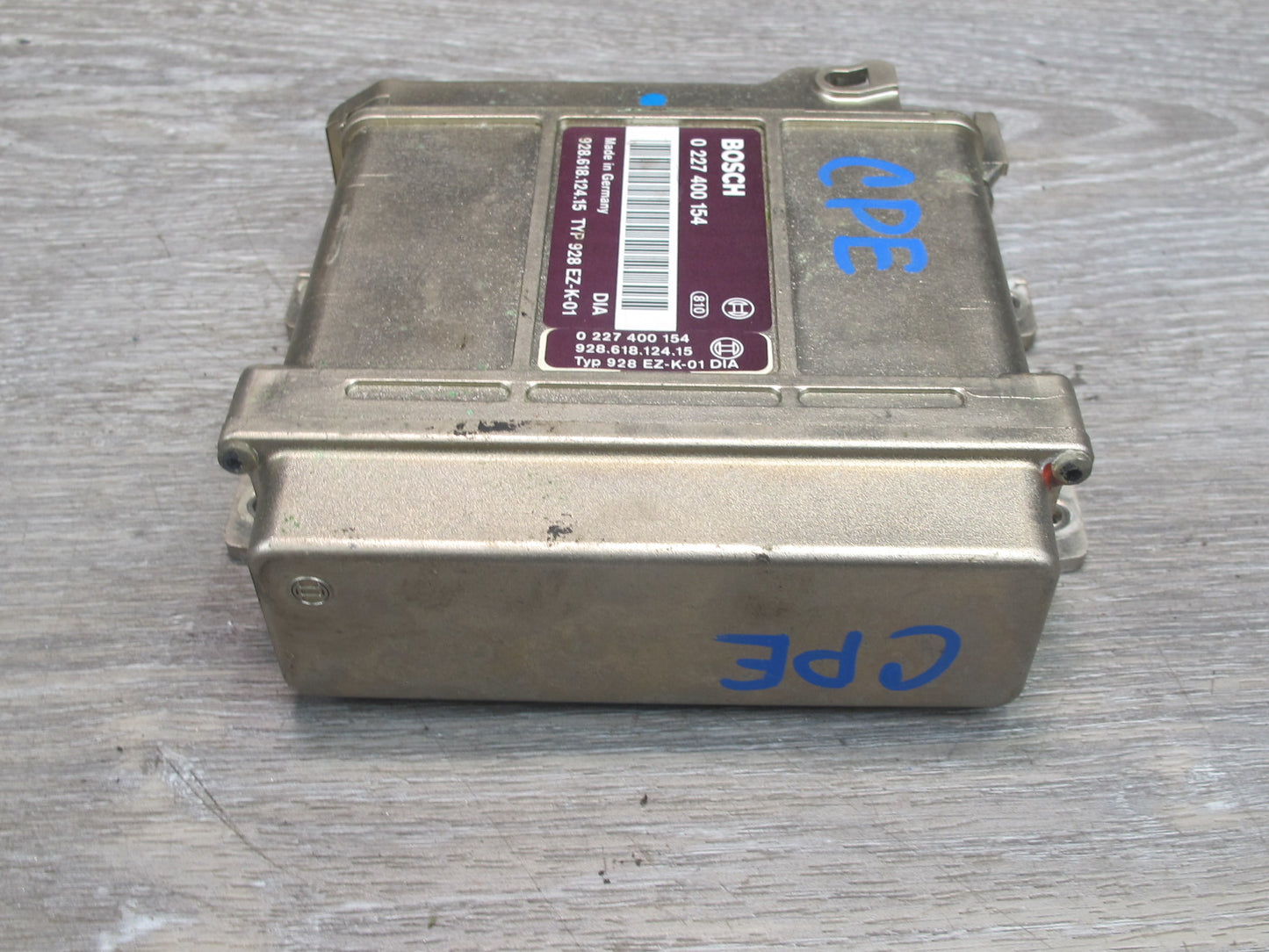 1988-1991 Porsche 928 S4 Engine Ignition Control Module Unit 92861812415