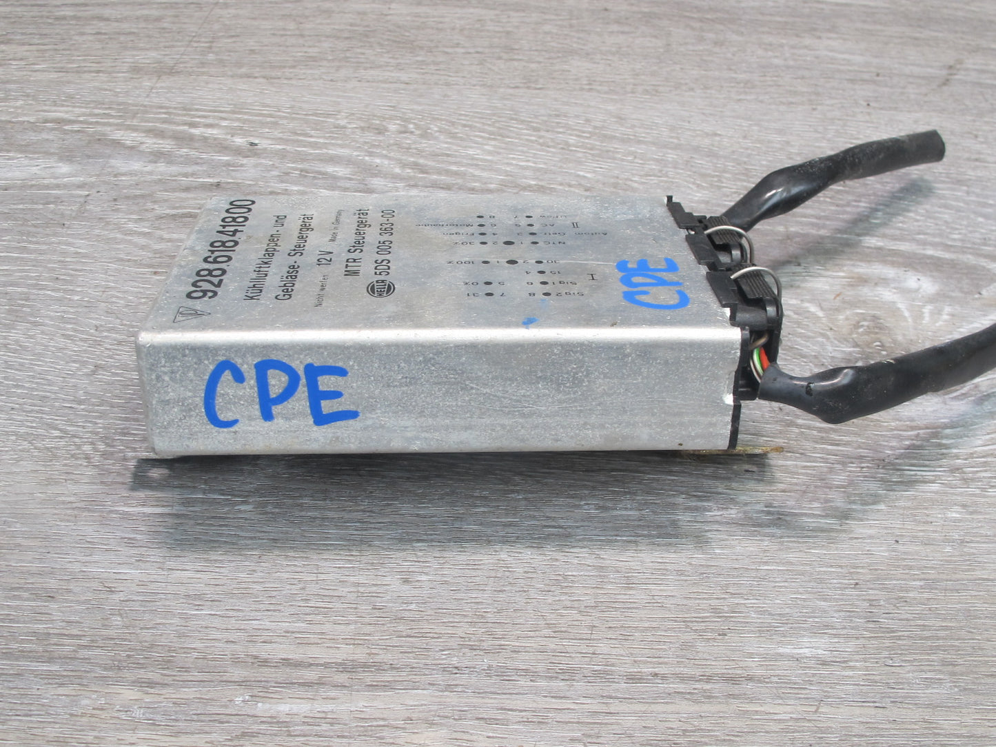 1990-1995 Porsche 928 S4 Air Vent Control Module Unit 92861841800