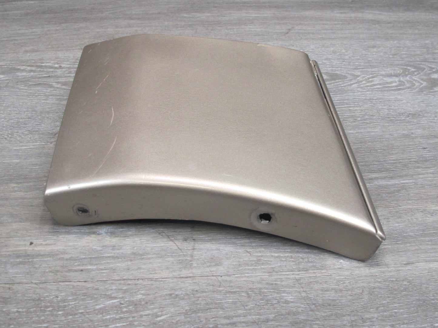 95-00 Lexus UCF20L LS400 Front Right Fender Trim Molding Cover 75611-50030 OEM