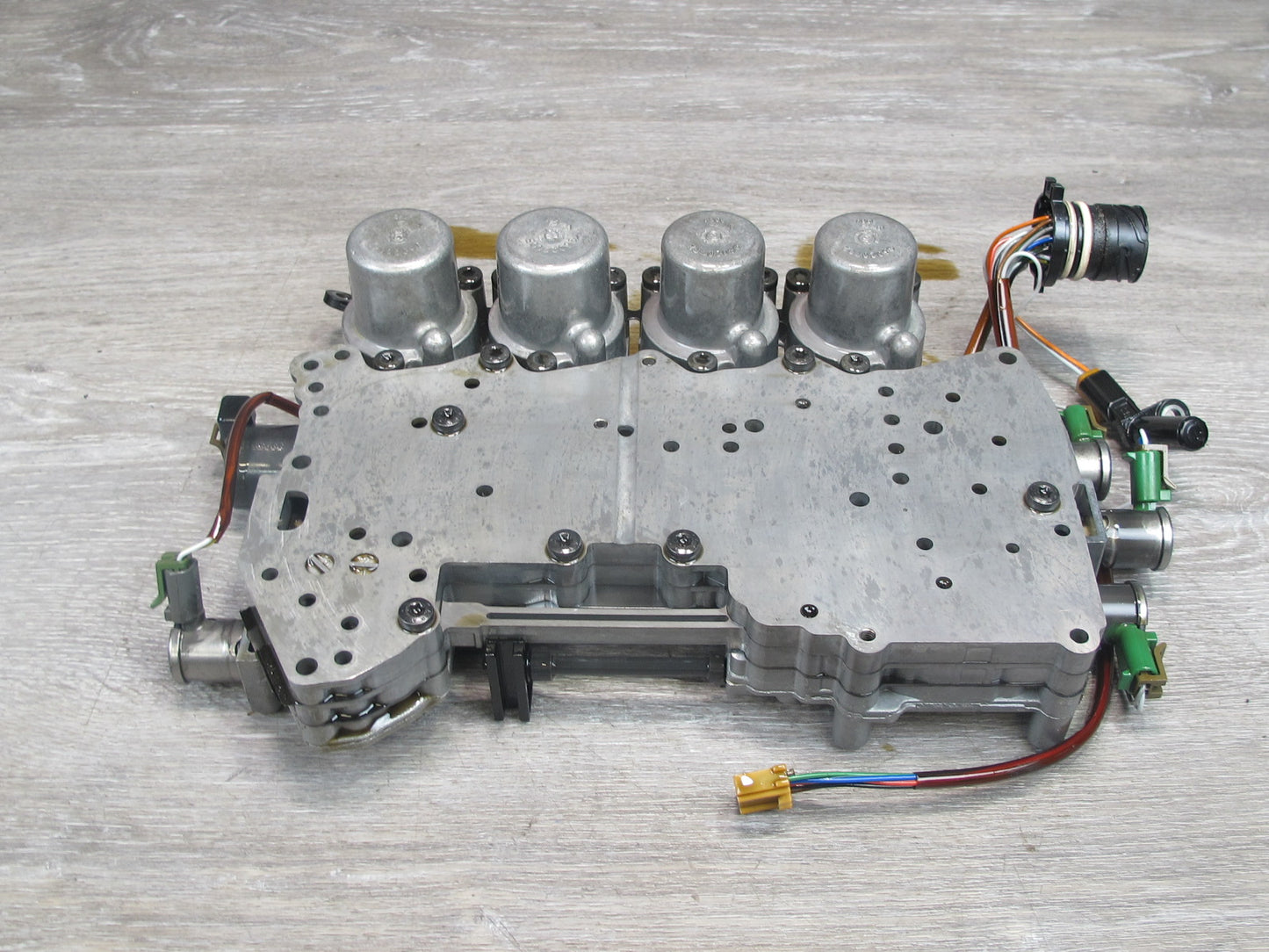 03-06 BMW E46 M54 A5S 390R A/T Transmission Valve Body Mechatronic Oil Pan OEM