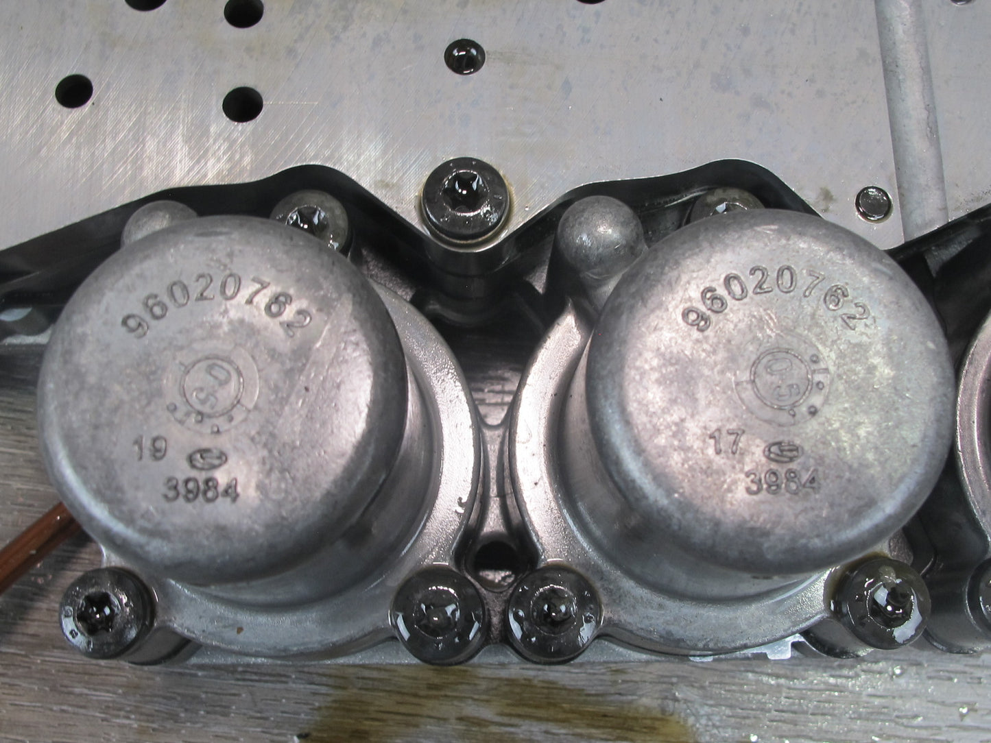 03-06 BMW E46 M54 A5S 390R A/T Transmission Valve Body Mechatronic Oil Pan OEM
