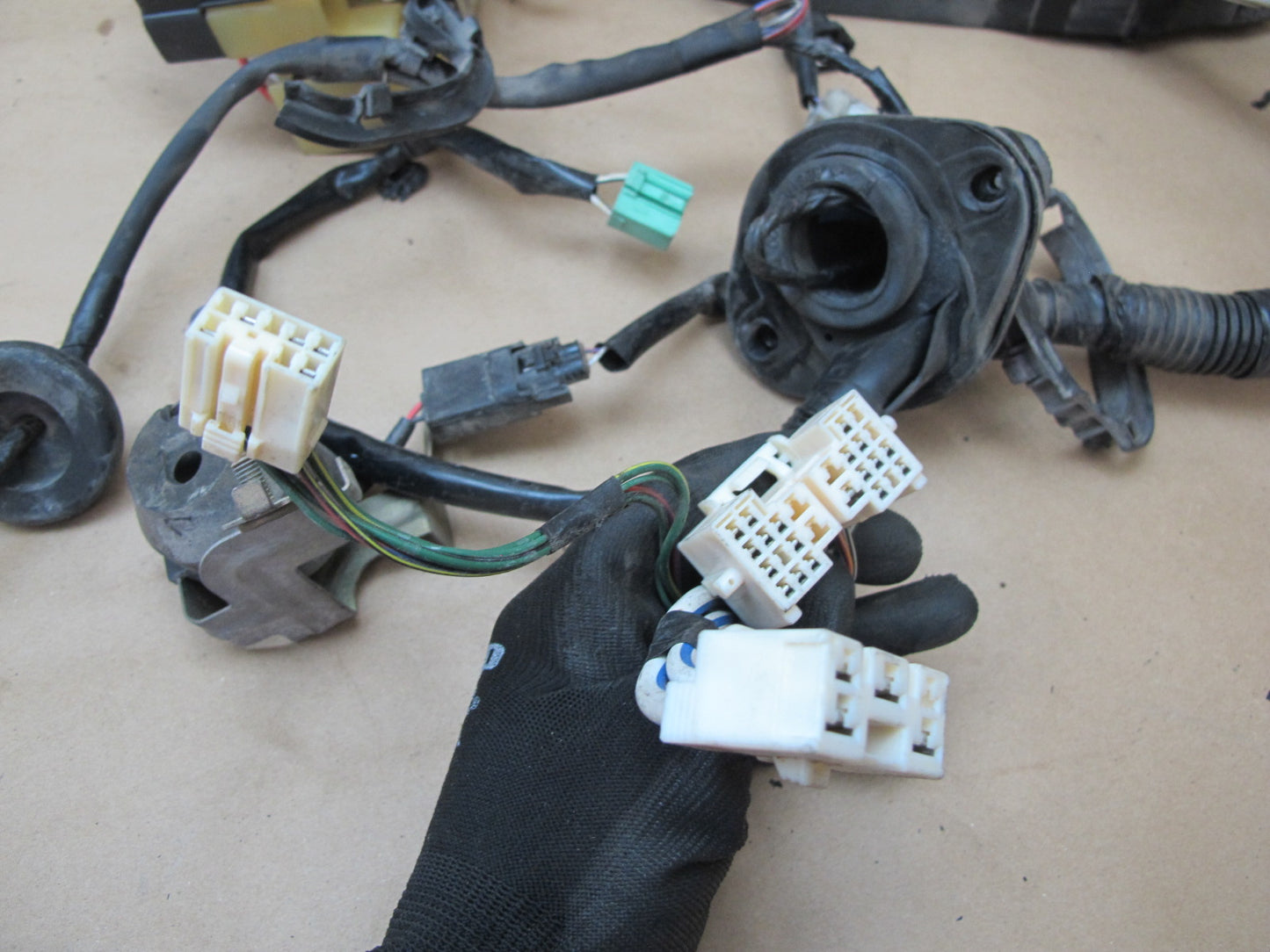 1997 Lexus SC400 UZZ30 AT Engine Bay Wire Wiring Harness w Fusebox OEM
