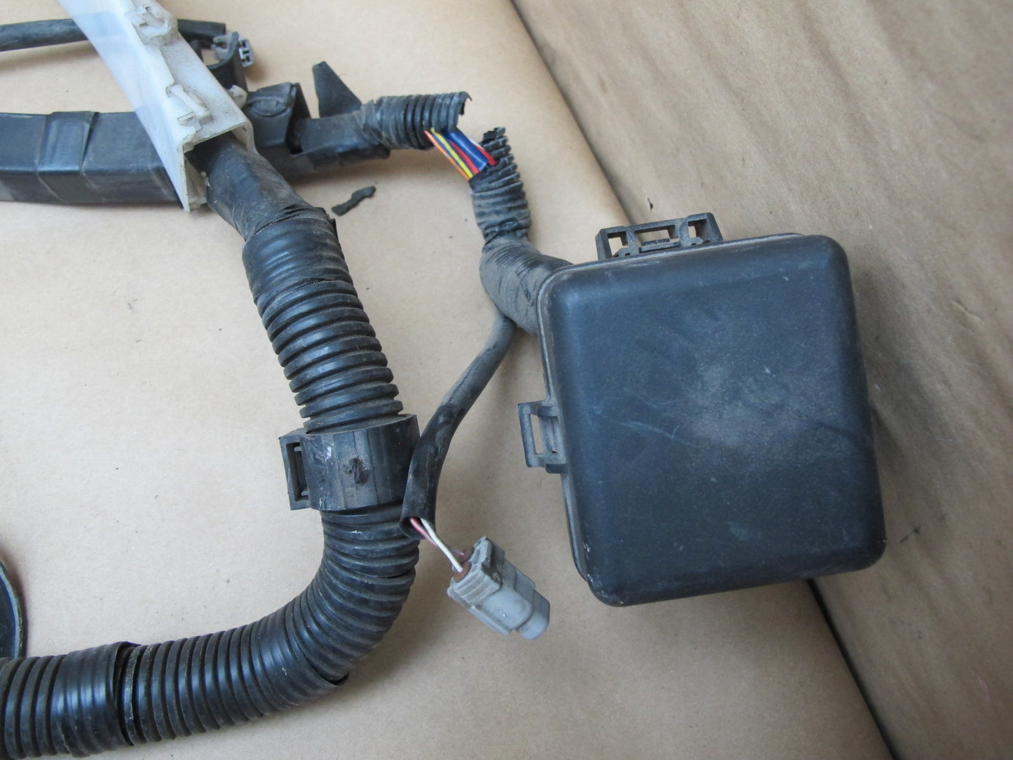 1997 Lexus SC400 UZZ30 AT Engine Bay Wire Wiring Harness w Fusebox OEM