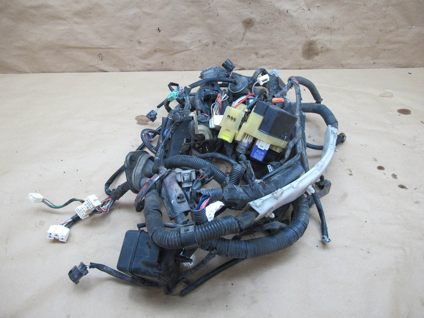 1997 Lexus SC400 UZZ30 AT Engine Bay Wire Wiring Harness w Fusebox OEM