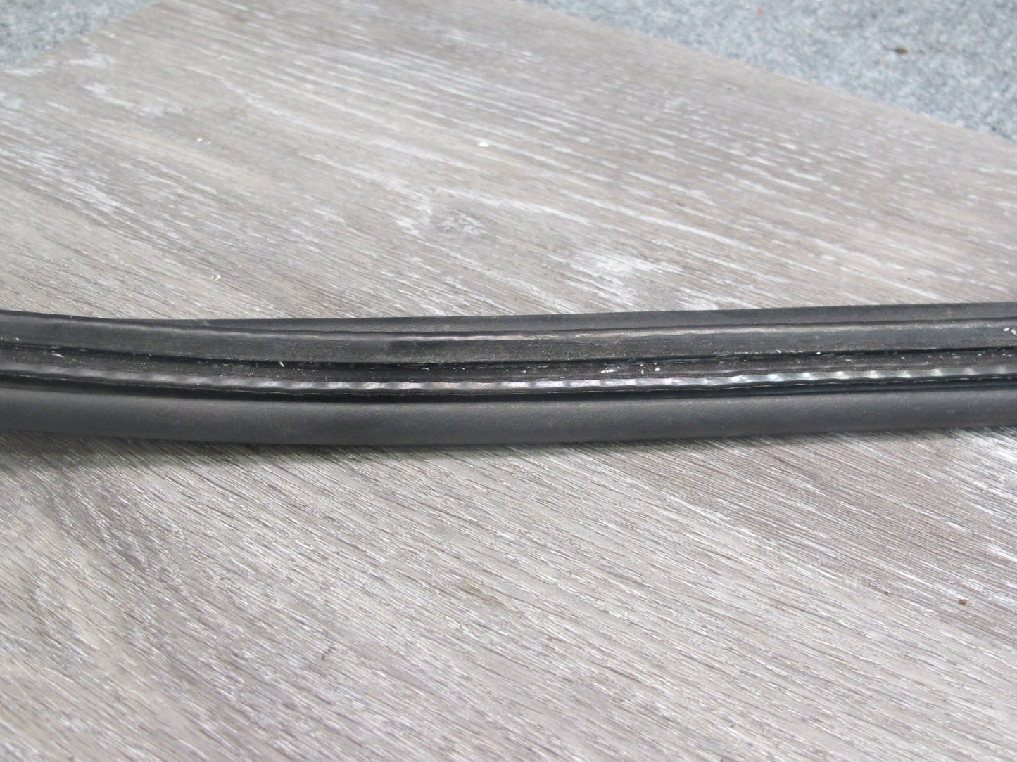 1999-2005 Porsche 911 996 Convertible Rear Trunk Weatherstrip Rubber Seal