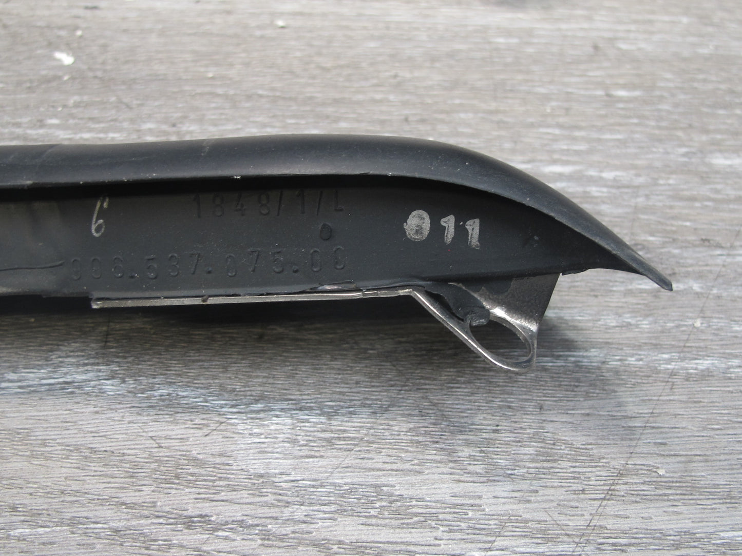 1999-2005 Porsche 911 996 Convertble Left Door Weatherstrip Rubber Seal