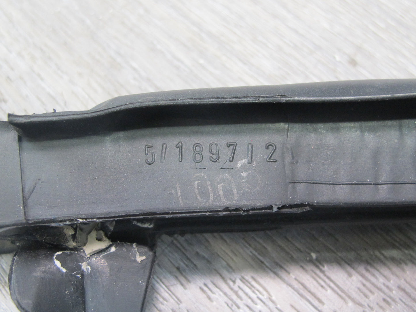 1999-2005 Porsche 911 996 Convertble Left Door Weatherstrip Rubber Seal