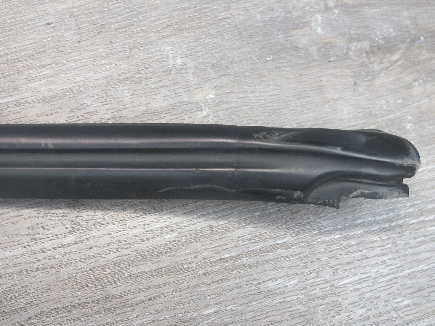 1999-2005 Porsche 911 996 Convertible Right Door Weatherstrip Rubber Seal