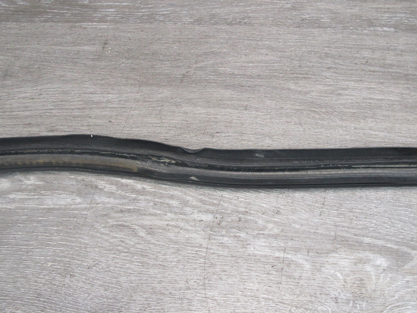 1999-2005 Porsche 911 996 Convertible Right Door Weatherstrip Rubber Seal