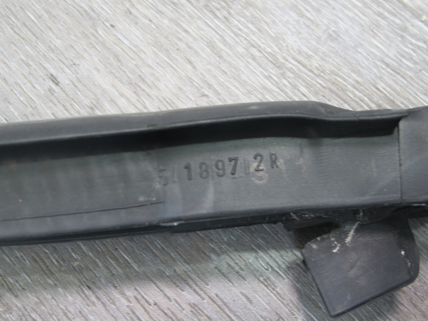 1999-2005 Porsche 911 996 Convertible Right Door Weatherstrip Rubber Seal