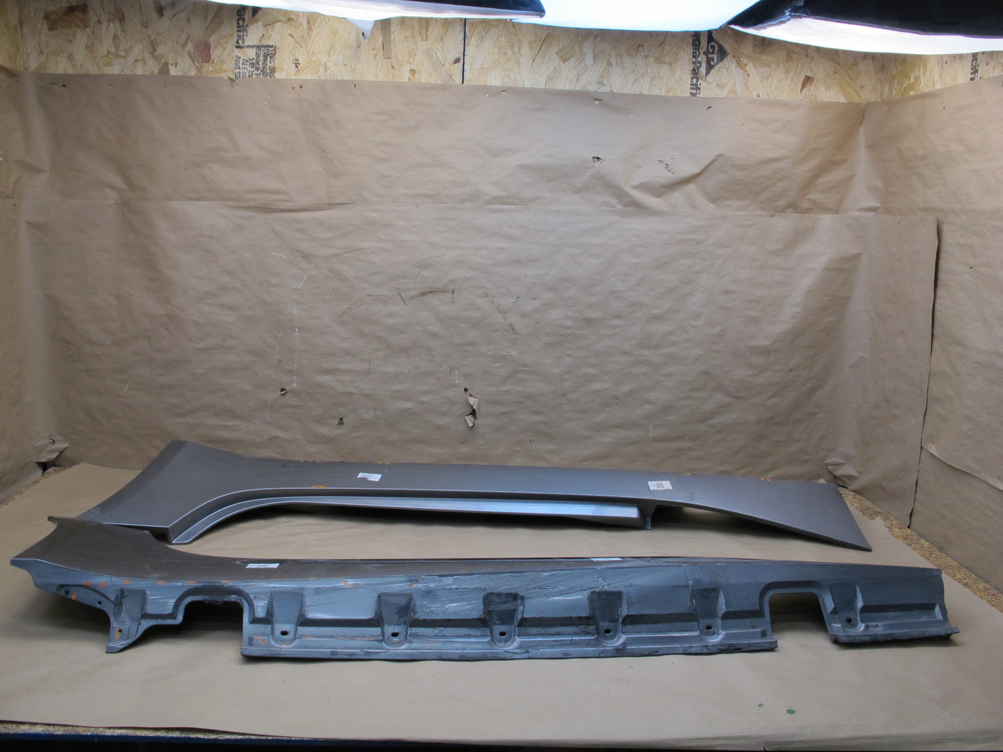03-08 BMW E85 Z4 Set of 2 Left & Right Side Skirt Rocker Panel Molding OEM