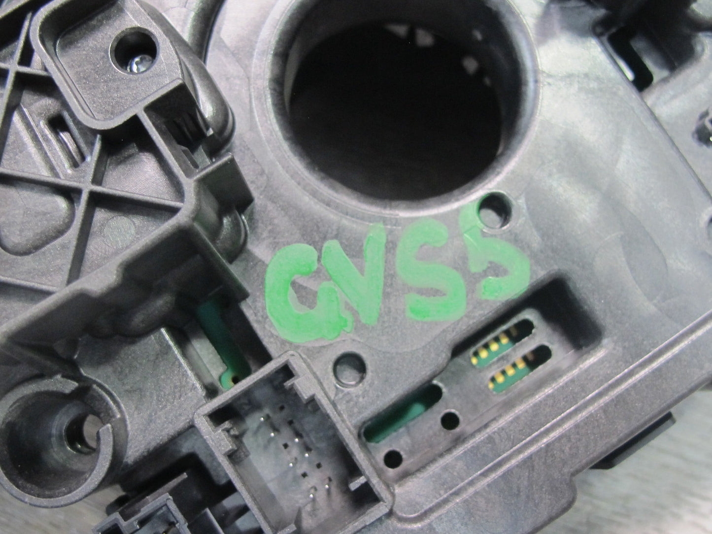 12-17 BMW F22 F23 F30 F32 F33 M4 Clock Spring Steering Wheel Angle Sensor