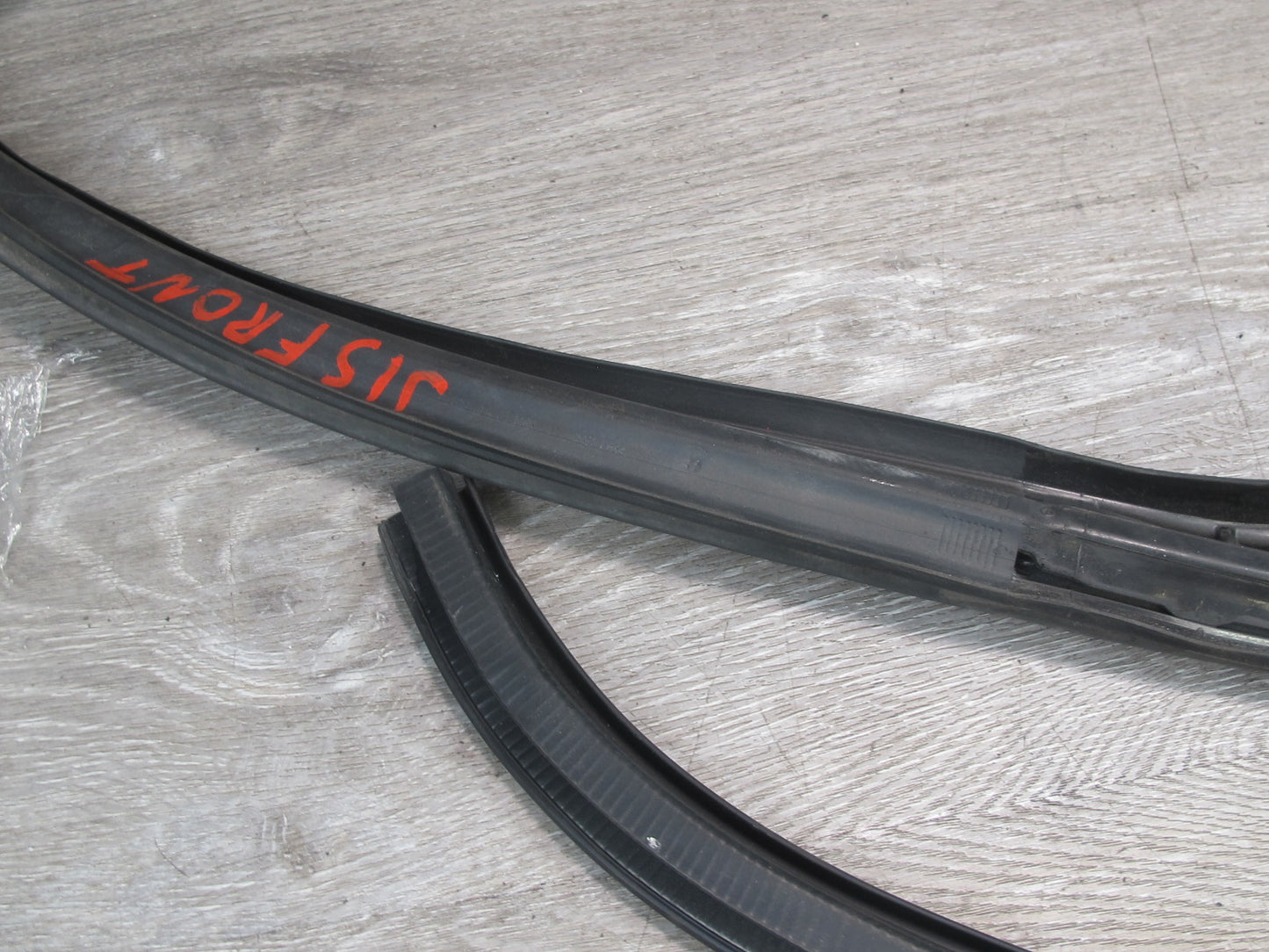 10-15 Lexus IS350 Convertible Windshield Weatherstrip Rubber Seal Gasket Frame