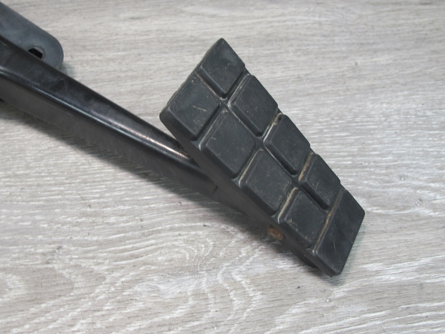 89-91 Chevrolet Corvette C4 Gas Accelerator Throttle & Brake Pedal Pad Set OEM